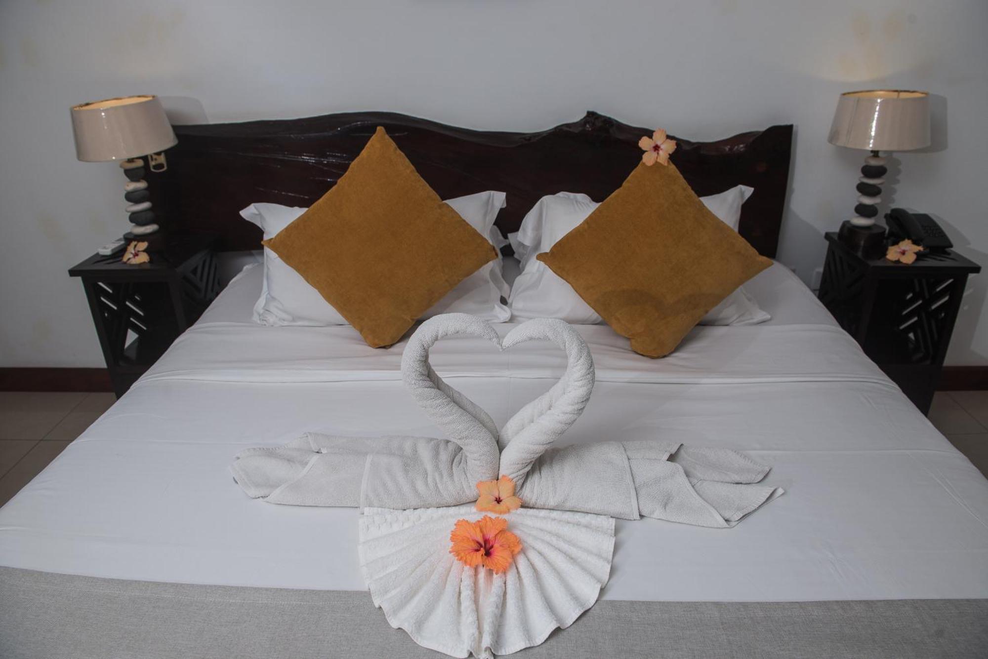 Hotel Chateau St Cloud La Digue Exterior foto