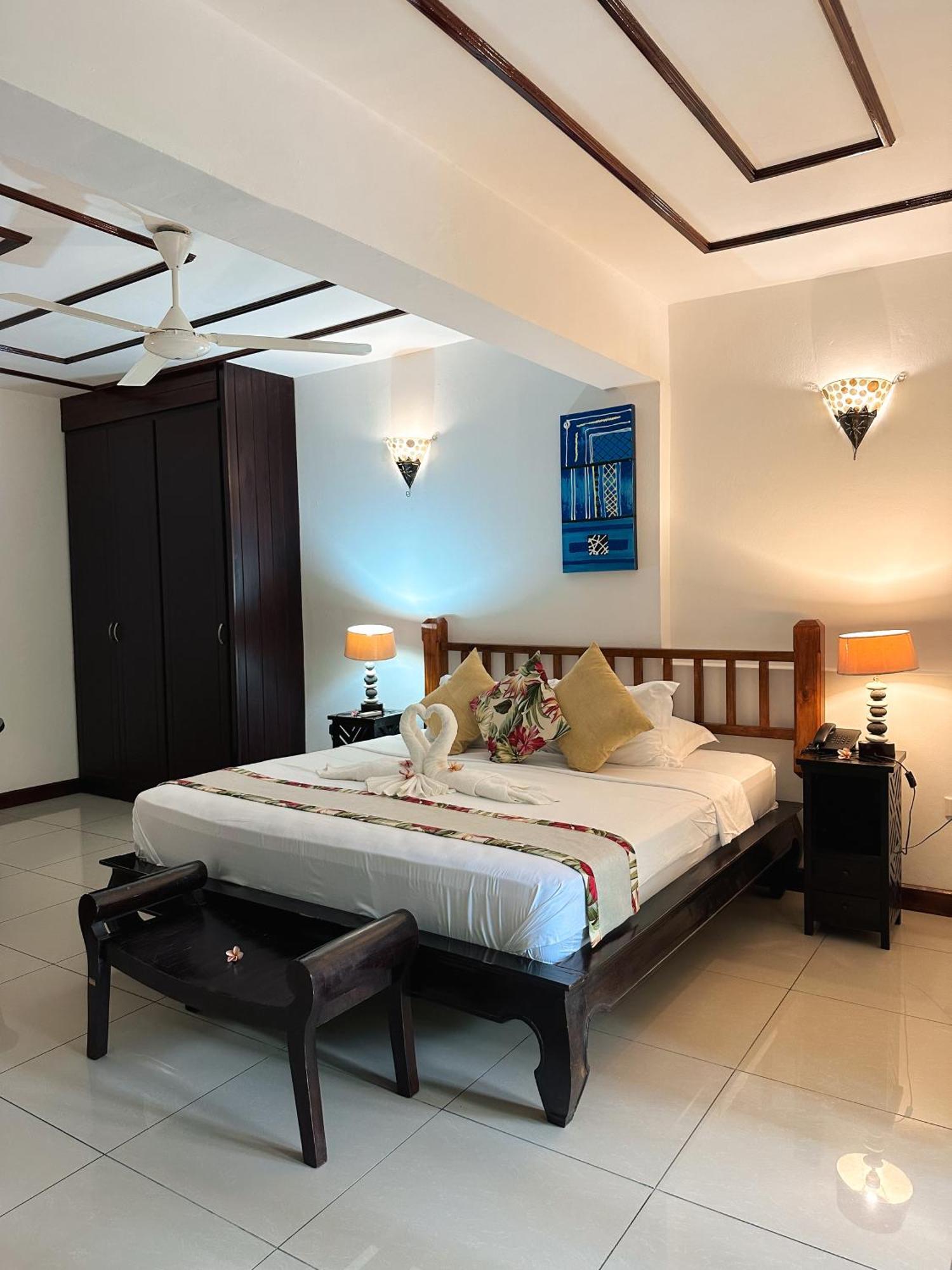 Hotel Chateau St Cloud La Digue Exterior foto